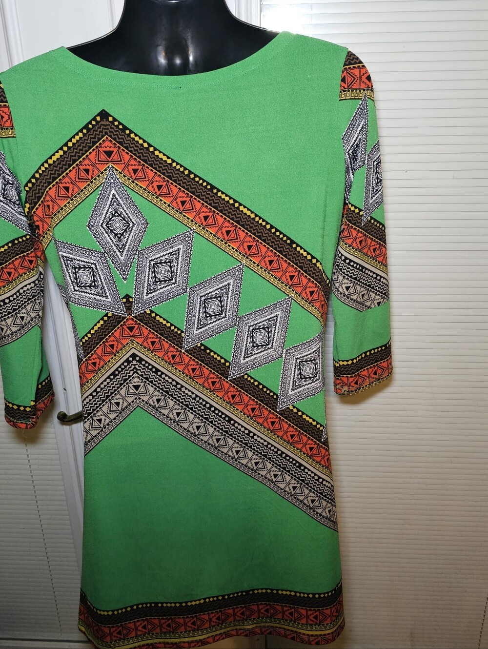 Mt Collection Retro Boho Shift Dress Sz M Green Geometric Pattern Light Stretchy